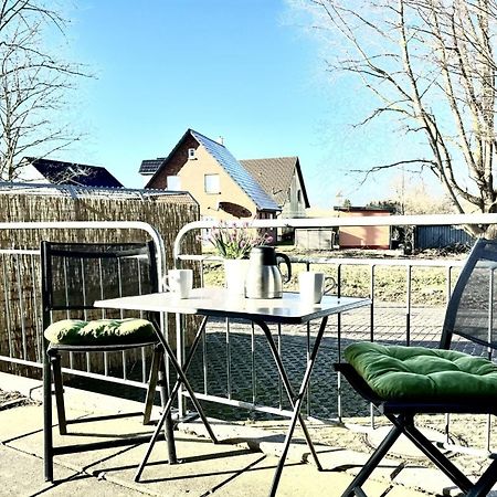 F-1010 Strandhaus Moenchgut Bed&Breakfast Dz 28 Terrasse Strandnah, Inkl Fruehstueck Lobbe Exterior photo